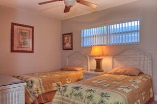 1250 N Portofino Dr, Sarasota, FL 34242 - Photo 19