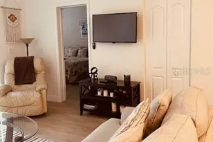 8735 Olde Hickory Ave, Sarasota, FL 34238 - Photo 9