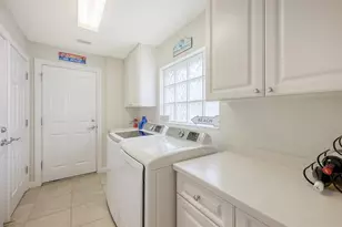 11605 Garessio Ln, Sarasota, FL 34238 - Photo 7