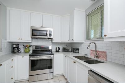 500 S Washington Drive #26B, Sarasota, FL 34236 - Photo 7
