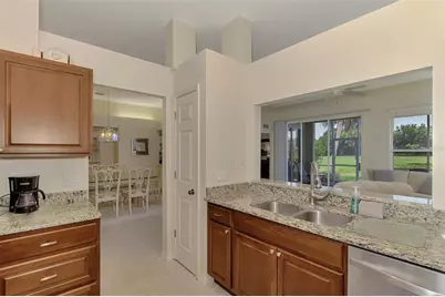 549 Fallbrook Drive, Venice, FL 34292 - Photo 15
