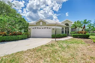 549 Fallbrook Dr, Venice, FL 34292 - Photo 1