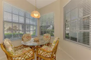 549 Fallbrook Dr, Venice, FL 34292 - Photo 17