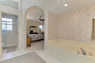 549 Fallbrook Dr, Venice, FL 34292 - Photo 33