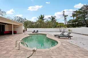 55 N Washington Dr, Sarasota, FL 34236 - Photo 5