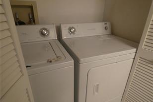 9320 Clubside Cir, Sarasota, FL 34238 - Photo 17