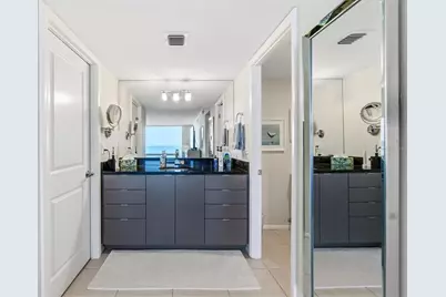 2425 Gulf Of Mexico Drive #7C, Longboat Key, FL 34228 - Photo 23