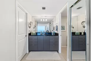 2425 Gulf of Mexico Dr, Longboat Key, FL 34228 - Photo 23