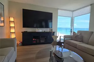 2425 Gulf of Mexico Dr, Longboat Key, FL 34228 - Photo 9