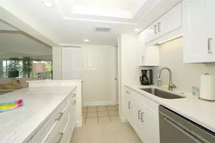 3240 Gulf of Mexico Dr, Longboat Key, FL 34228 - Photo 19