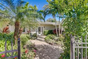 39 S Polk Dr, Sarasota, FL 34236 - Photo 3