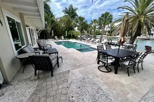 39 S Polk Dr, Sarasota, FL 34236 - Photo 99