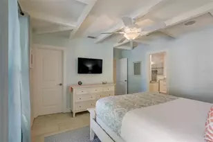 39 S Polk Dr, Sarasota, FL 34236 - Photo 27
