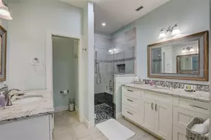 39 S Polk Dr, Sarasota, FL 34236 - Photo 11