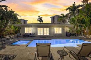 39 S Polk Dr, Sarasota, FL 34236 - Photo 57