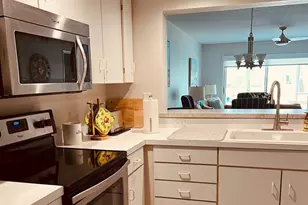 9300 Clubside Cir, Sarasota, FL 34238 - Photo 5