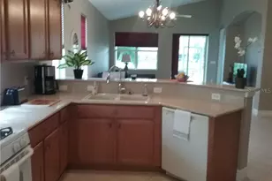 5808 Nesters Ln, Bradenton, FL 34203 - Photo 9