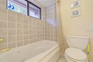 1677 Brookhouse Cir, Sarasota, FL 34231 - Photo 21