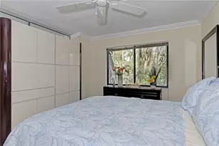 1677 Brookhouse Cir, Sarasota, FL 34231 - Photo 23