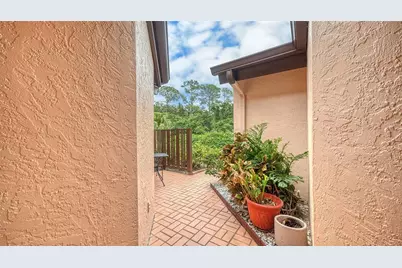 6281 Timberlake Drive #H6, Sarasota, FL 34243 - Photo 7