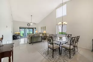 6281 Timberlake Dr, Sarasota, FL 34243 - Photo 11