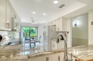 6281 Timberlake Dr, Sarasota, FL 34243 - Photo 25
