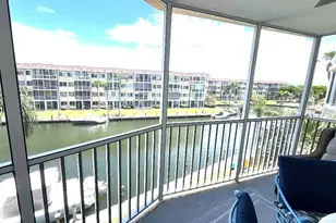 1250 N Portofino Dr, Sarasota, FL 34242 - Photo 71