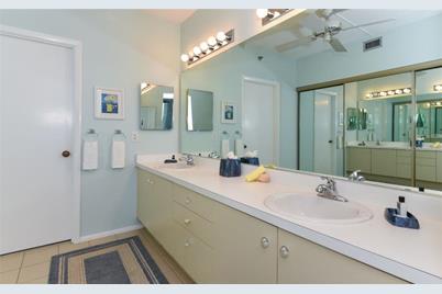 1125 Gulf Of Mexico Drive #403, Longboat Key, FL 34228 - Photo 27