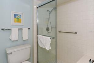 1125 Gulf of Mexico Dr, Longboat Key, FL 34228 - Photo 29