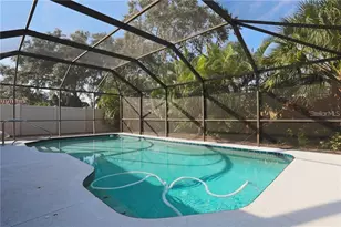 2929 Mayflower St, Sarasota, FL 34231 - Photo 17
