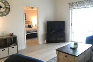 9300 Clubside Cir, Sarasota, FL 34238 - Photo 11