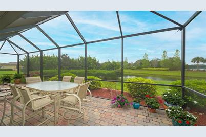 6888 Willowshire Way, Bradenton, FL 34212 - Photo 3