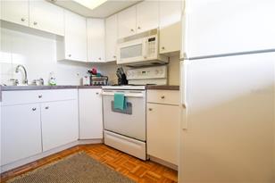 460 Base Ave E, Venice, FL 34285 - Photo 7