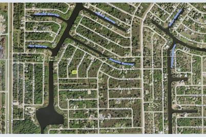 10047 Duquesne Street, Port Charlotte, FL 33981 - Photo 3