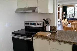 1001 Benjamin Franklin Dr, Sarasota, FL 34236 - Photo 9