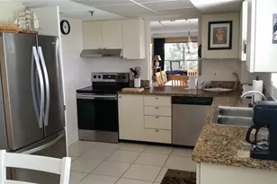 1001 Benjamin Franklin Dr, Sarasota, FL 34236 - Photo 11