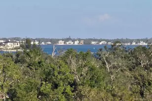 1001 Benjamin Franklin Dr, Sarasota, FL 34236 - Photo 39