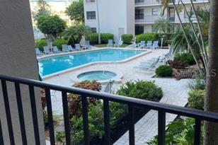 1001 Benjamin Franklin Dr, Sarasota, FL 34236 - Photo 13