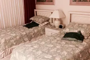 1001 Benjamin Franklin Dr, Sarasota, FL 34236 - Photo 3