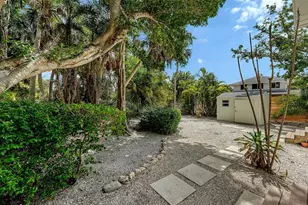 3708 Sandspur Ln, Nokomis, FL 34275 - Photo 71