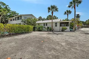 3708 Sandspur Ln, Nokomis, FL 34275 - Photo 3