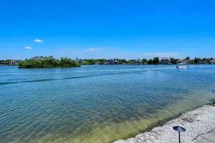 1250 N Portofino Dr, Sarasota, FL 34242 - Photo 29