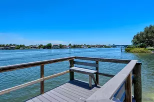 1250 N Portofino Dr, Sarasota, FL 34242 - Photo 17