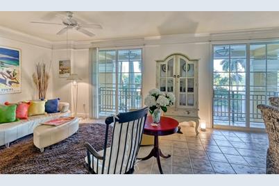750 N Tamiami Trail #205, Sarasota, FL 34236 - Photo 11