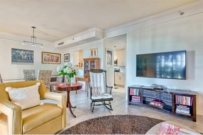 750 N Tamiami Trail #205, Sarasota, FL 34236 - Photo 5