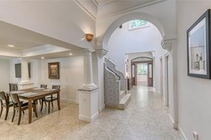 2520 Tami Sola St, Sarasota, FL 34237 - Photo 21