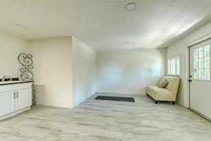 2520 Tami Sola St, Sarasota, FL 34237 - Photo 53