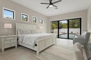 1905 Tulip Dr, Sarasota, FL 34239 - Photo 21