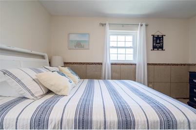 2140 Pinehurst Street, Sarasota, FL 34231 - Photo 13