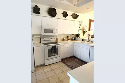 9611 Castle Point Drive #916, Sarasota, FL 34238 - Photo 9
